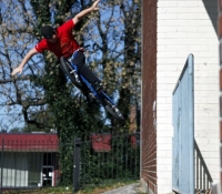 wall to tuck